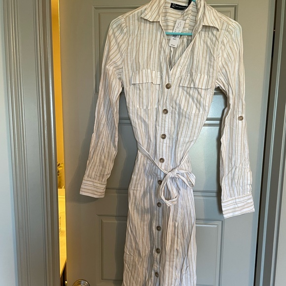 Long button up dress - Picture 2 of 4